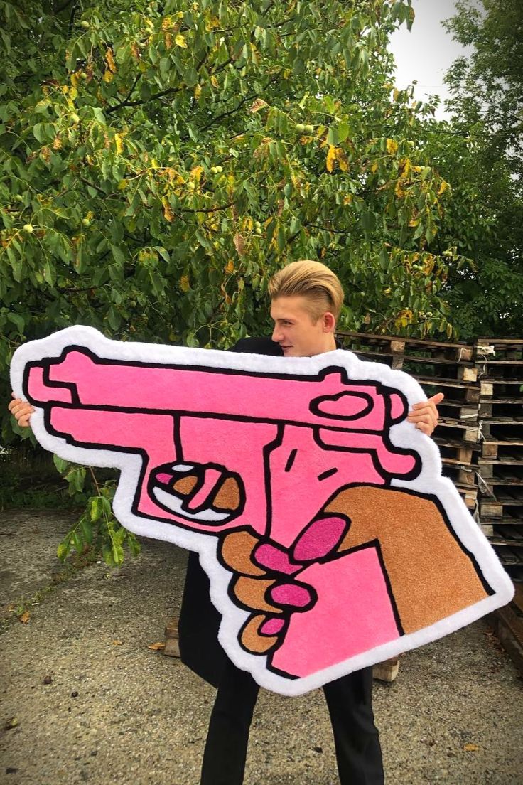 Pink-Gun Hand Tufted Rug