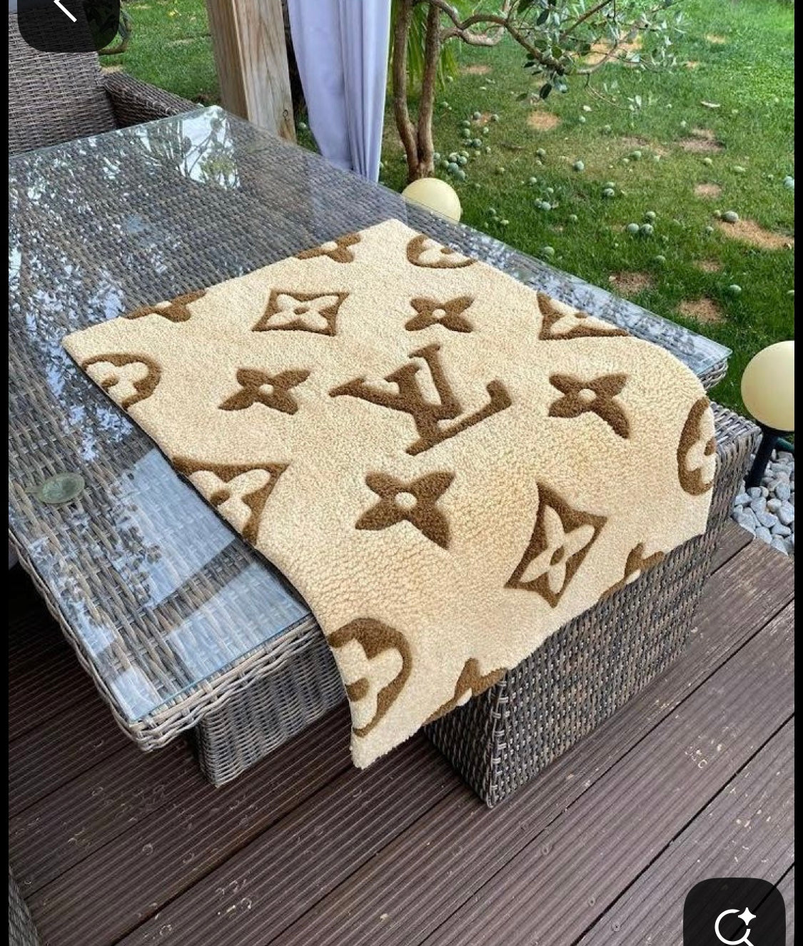 Premium LV Hand Tufted Rug